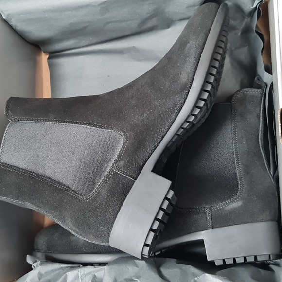 La Canadienne Shana Waterproof Chelsea Boot - Picture 4 of 6